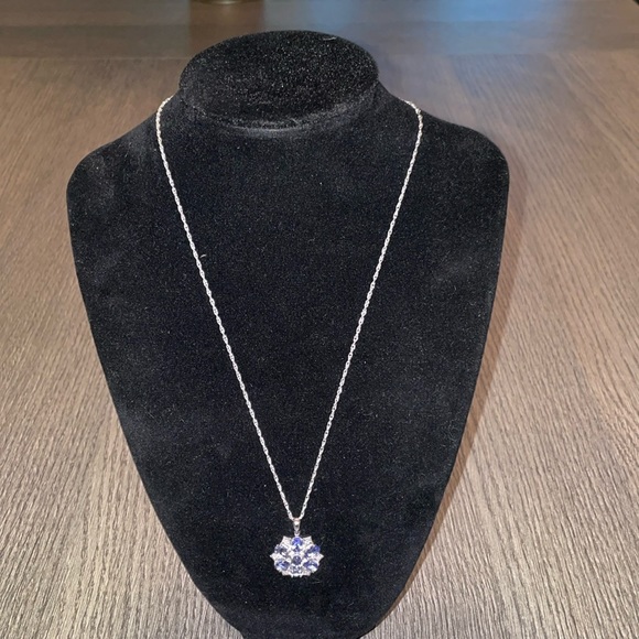 Tanzanite and sterling silver necklace - Picture 2 of 6